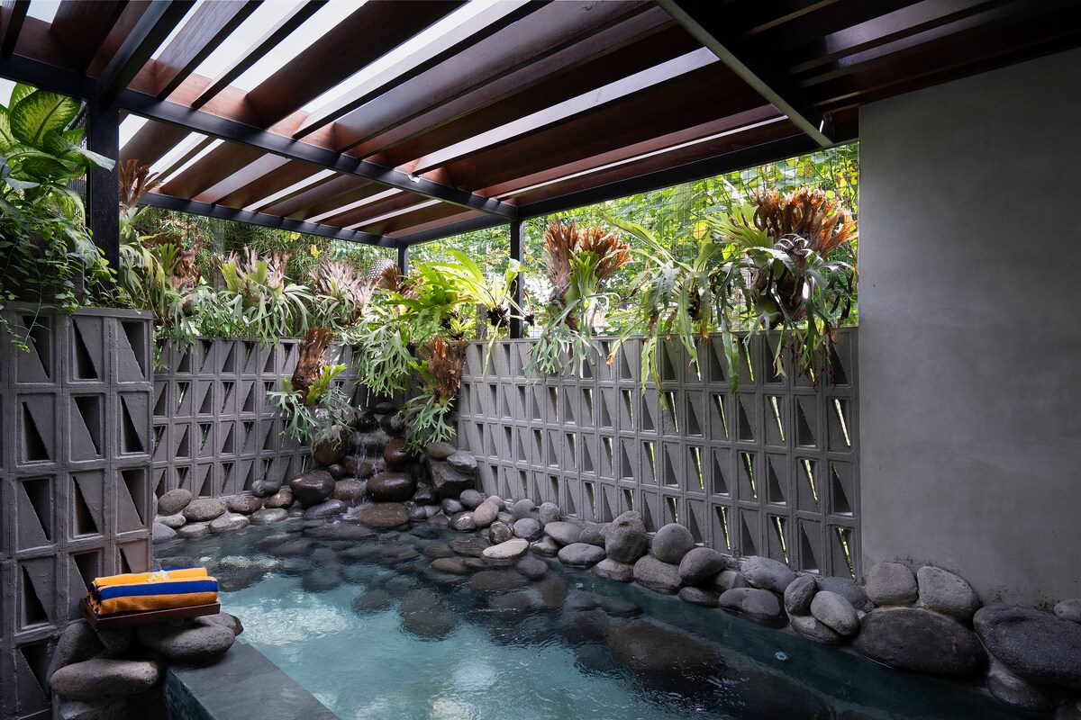 Executive Plunge Pool Hideaway Room in Canggu — image 2