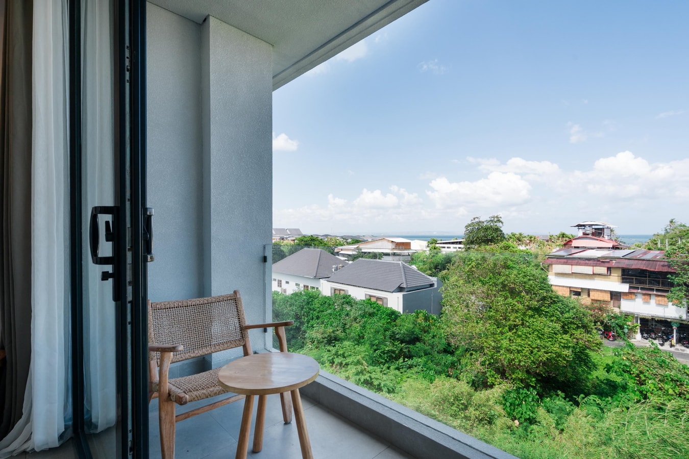 SM 408 - Studio with Ocean-View Balcony, Canggu in Canggu, Bali — image 11