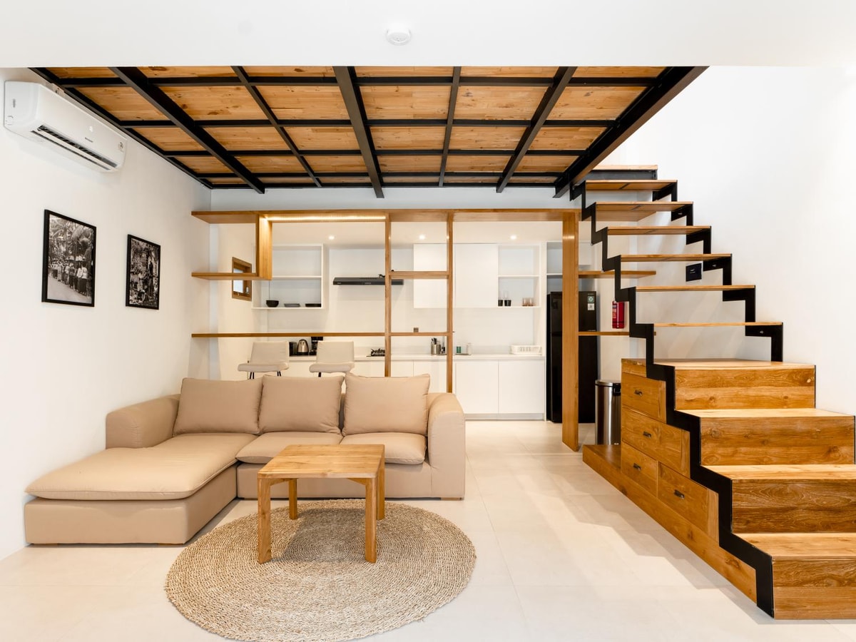 Tropical 1BR Loft with Shared Pool in Berawa in Canggu, Bali — image 9