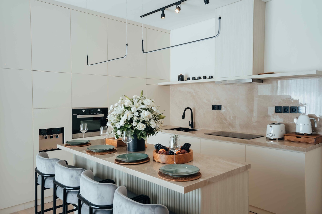 Canggu Modern 2BR Villa | Private Pool, Near Beach in Canggu, Bali — image 9