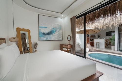 Queen D1 - 2BR Villa with Pool, Seminyak in Seminyak, Bali — image 6