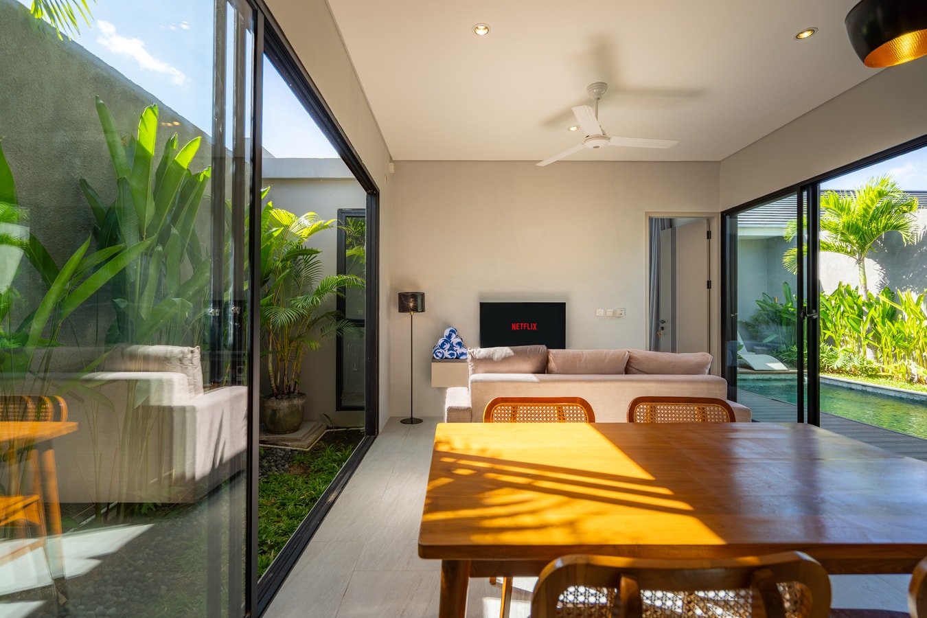 D'Pavilion A7 - 3 Bedroom Villa with Pool, Seseh in Pererenan, Bali — image 5