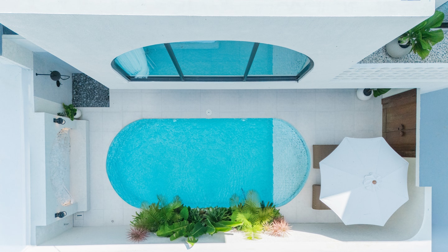 Casa Écru 1 - 3 Bedroom Villa with Pool, Berawa in Tibubeneng, Bali — image 11