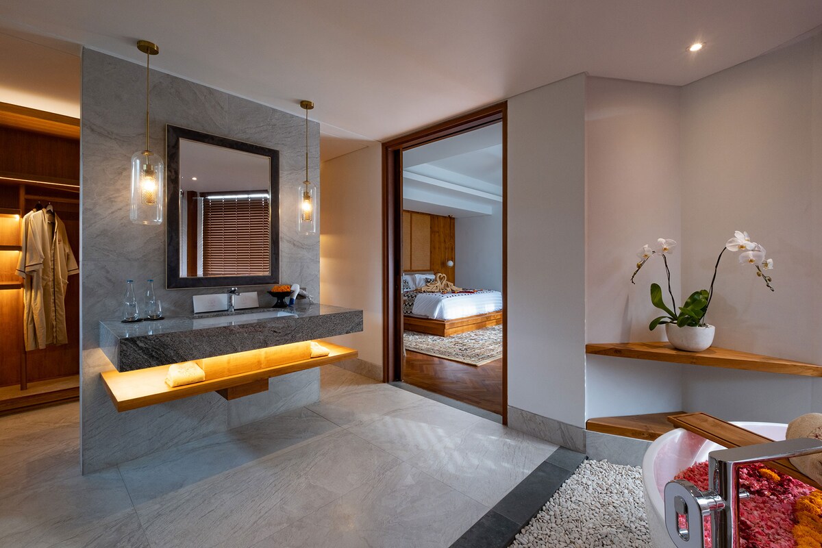 Moments To Shore 3 Bedroom Private Villa in Canggu — image 3