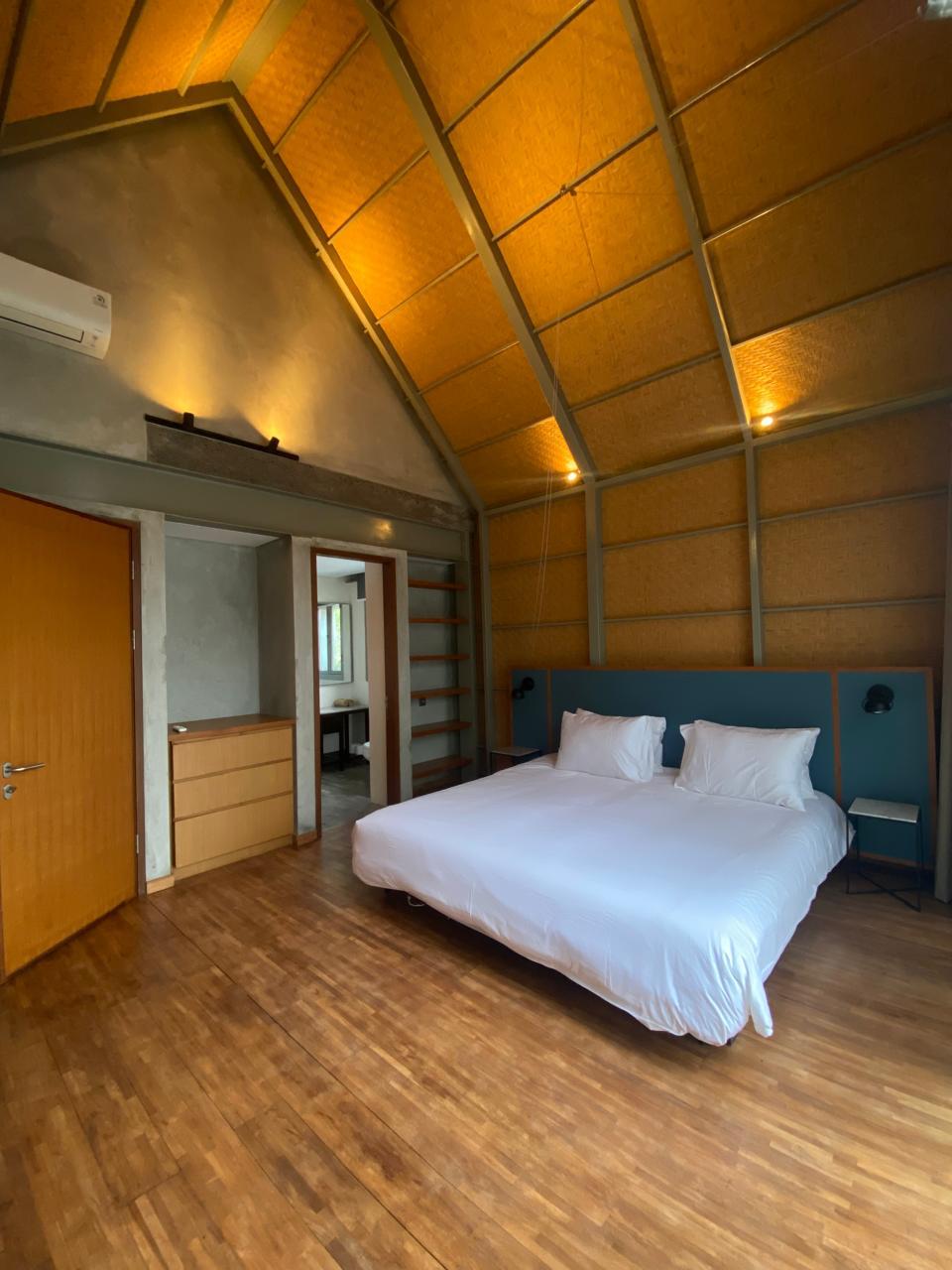 Modern 2-Bedroom Villa with Private Office for Yearly Rental in Umalas — image 6