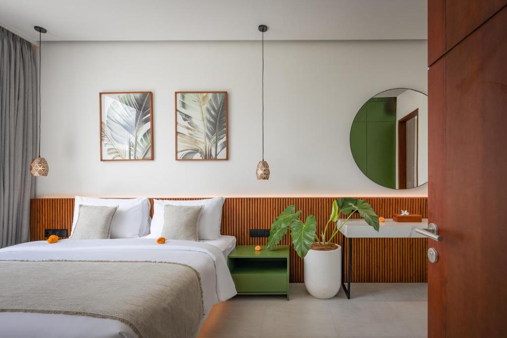 Airy Modern Hideaway 2 Bedroom Private Villa in Canggu — image 6