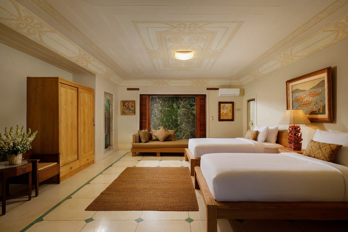 Traditional Infinity Sanctuary 3 Bedroom Private Villa in Ubud — image 3