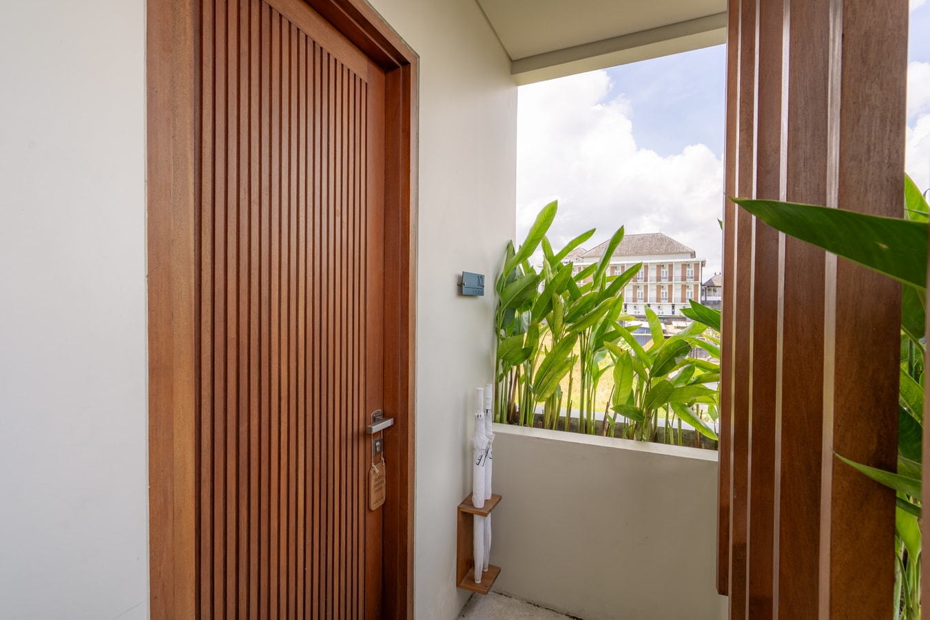 Luxe 1BR Canggu Studio | Rice Fields Pool Balcony in Canggu, Bali — image 11