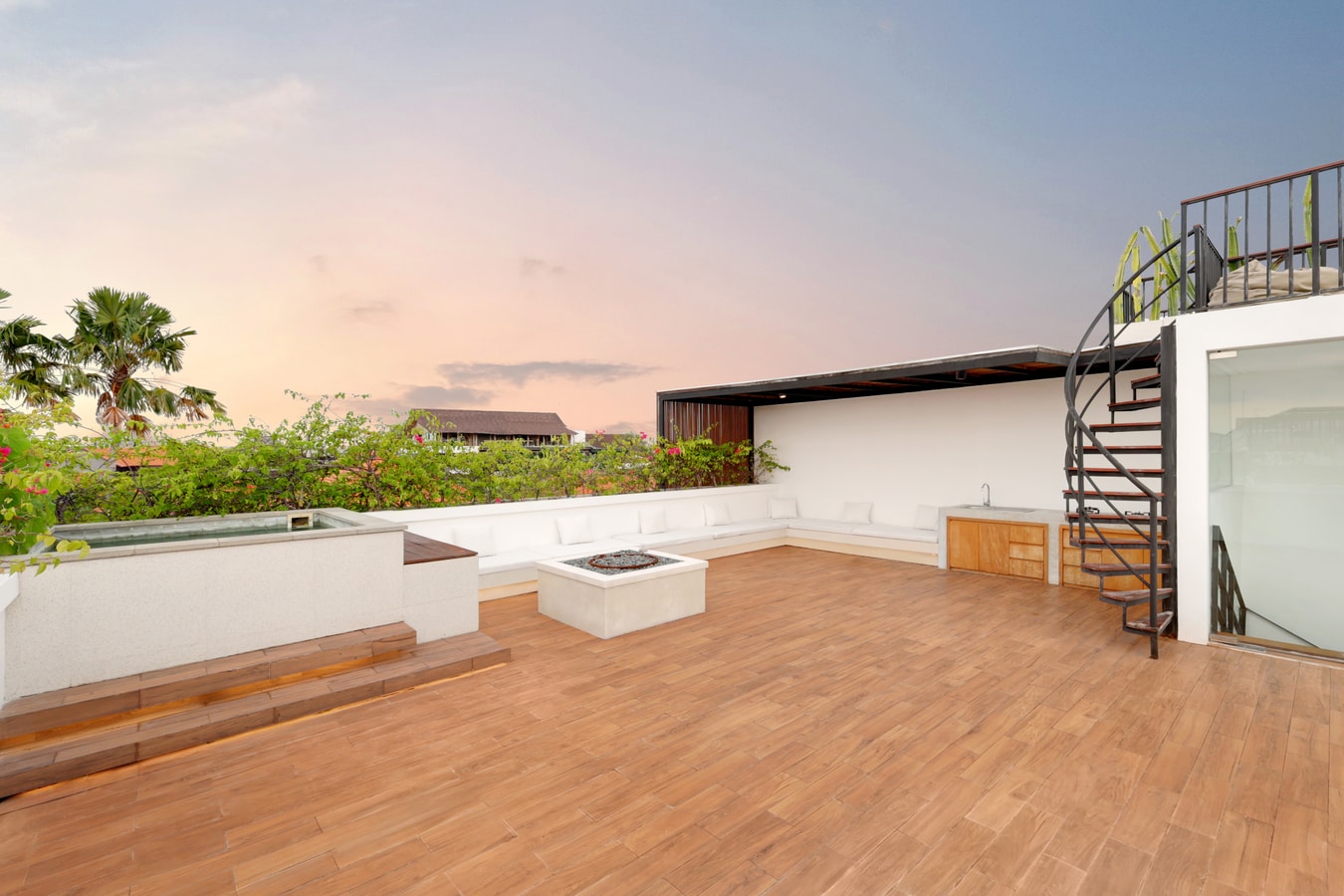 Canggu Escape 2BR Villa w/ Rooftop and Plunge Pool in Canggu, Bali — image 5
