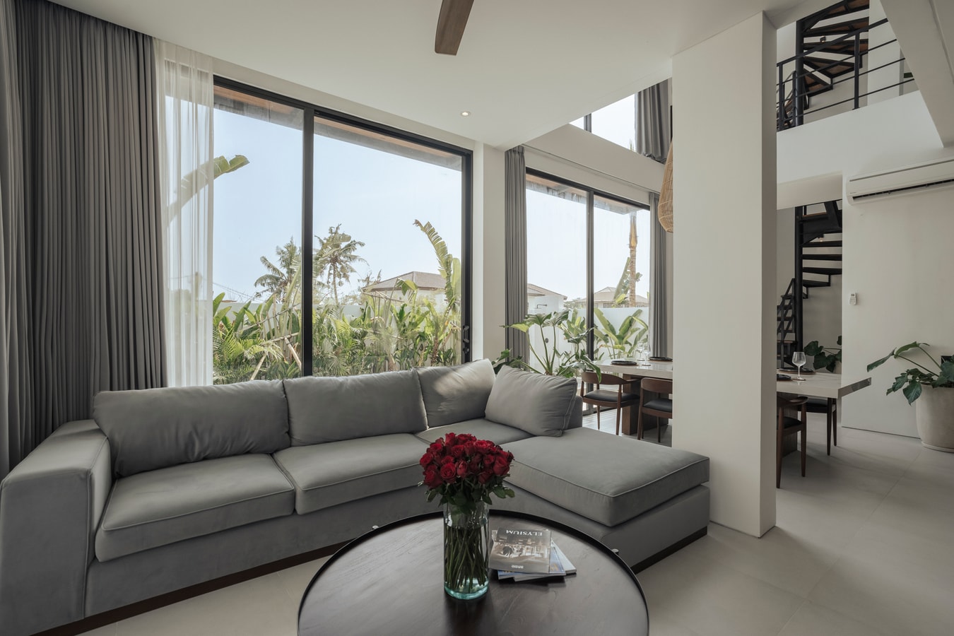 Luxurious 4BR Beachfront Canggu Villa w/ Pool in Canggu, Bali — image 9
