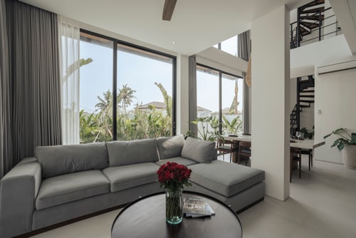 Luxurious 4BR Beachfront Canggu Villa w/ Pool in Canggu, Bali — image 8