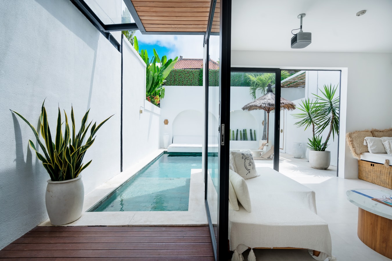 Casa Mija - 1 Bedroom Villa with Pool, Canggu in Canggu, Bali — image 9