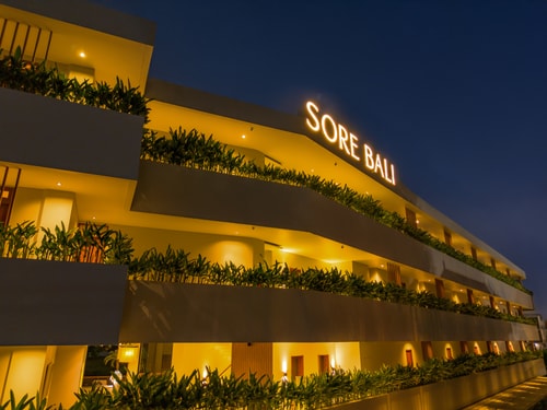 Elegant 1BR Canggu | Pool & Rice Fields Balcony in Canggu, Bali — image 8