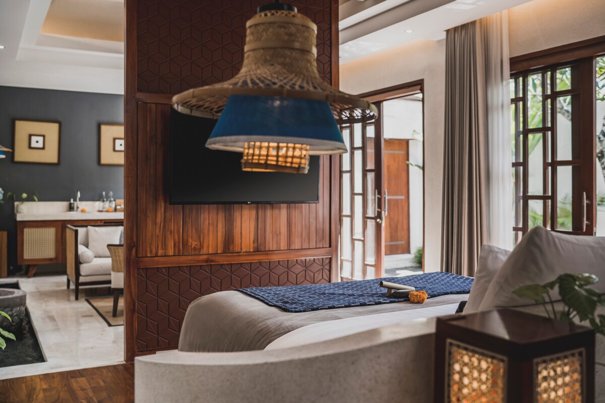 Ultimate Jungle Romance 1 Bedroom Private Villa in Ubud — image 2