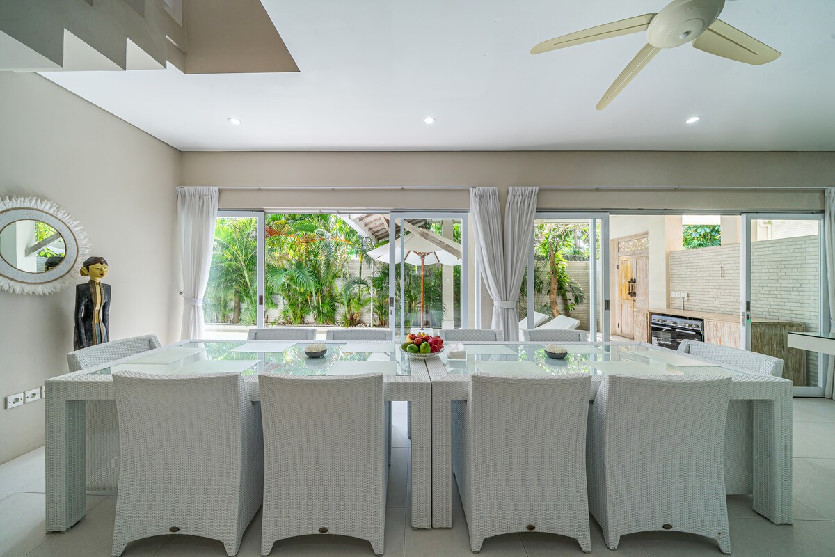 Bali Om Center — 5BR Villa Rental in Canggu — image 7