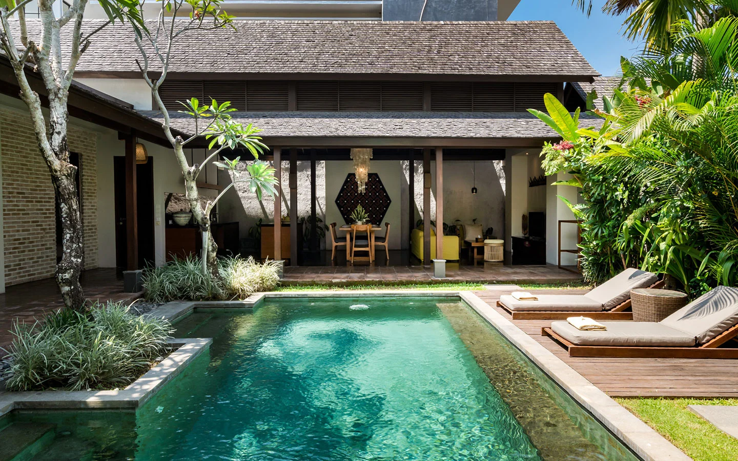 3BR Luxury Tropical Villa with Private Pool in Canggu – BVI56035