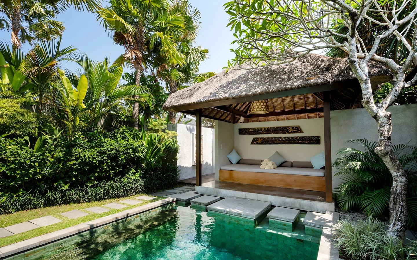 3BR Luxury Tropical Villa with Private Pool in Canggu — image 16