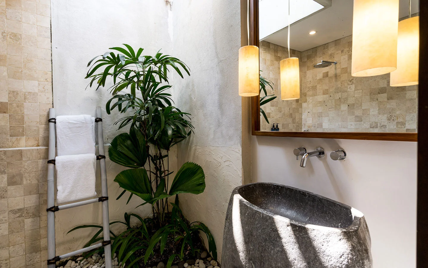 3BR Luxury Tropical Villa with Private Pool in Canggu — image 19
