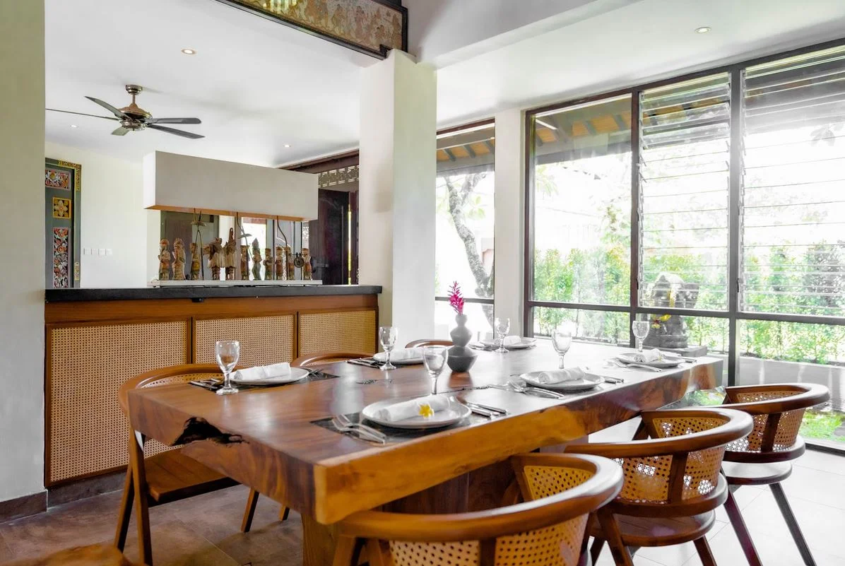 3BR Authentic Balinese Villa with Private Pool in Seminyak — image 4
