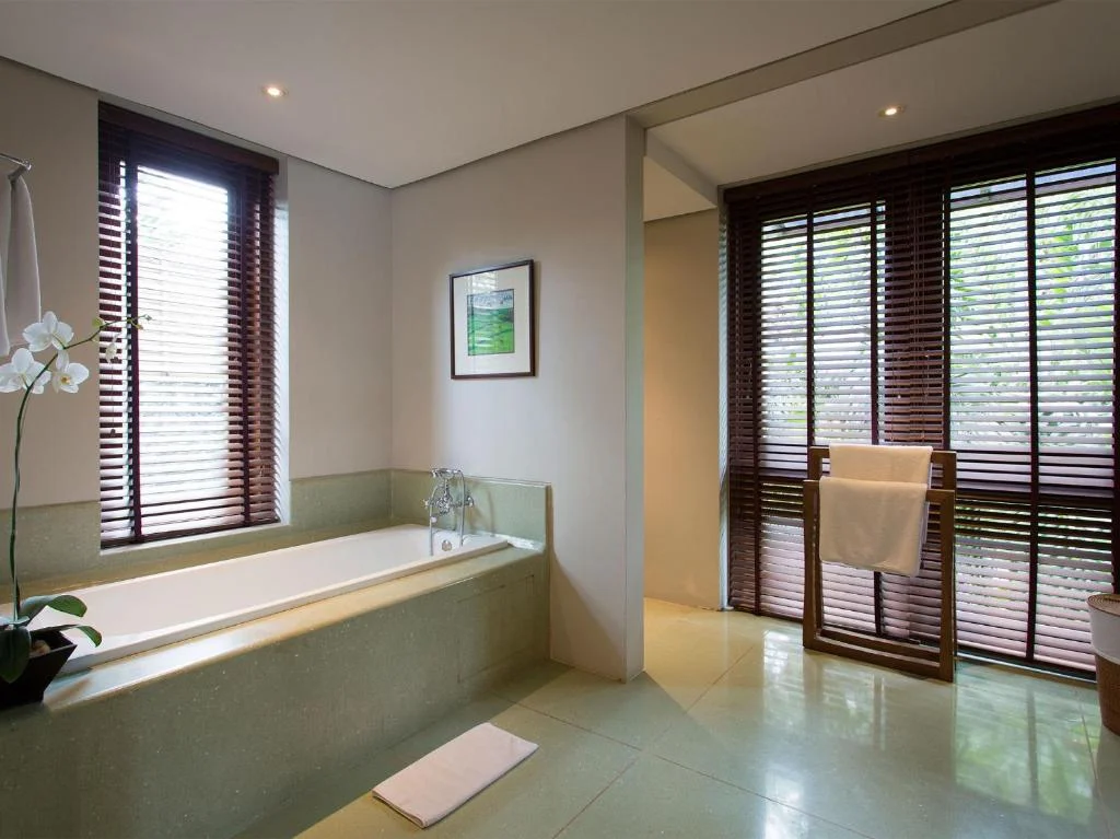 Luxury 6-Bedroom Villa in the Heart of Seminyak – BVI2360 — image 16