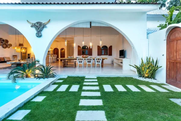Chic 3-Bedroom Tropical Villa in Central Seminyak – Pool, Garden & BBQ – BVI45618 — image 17