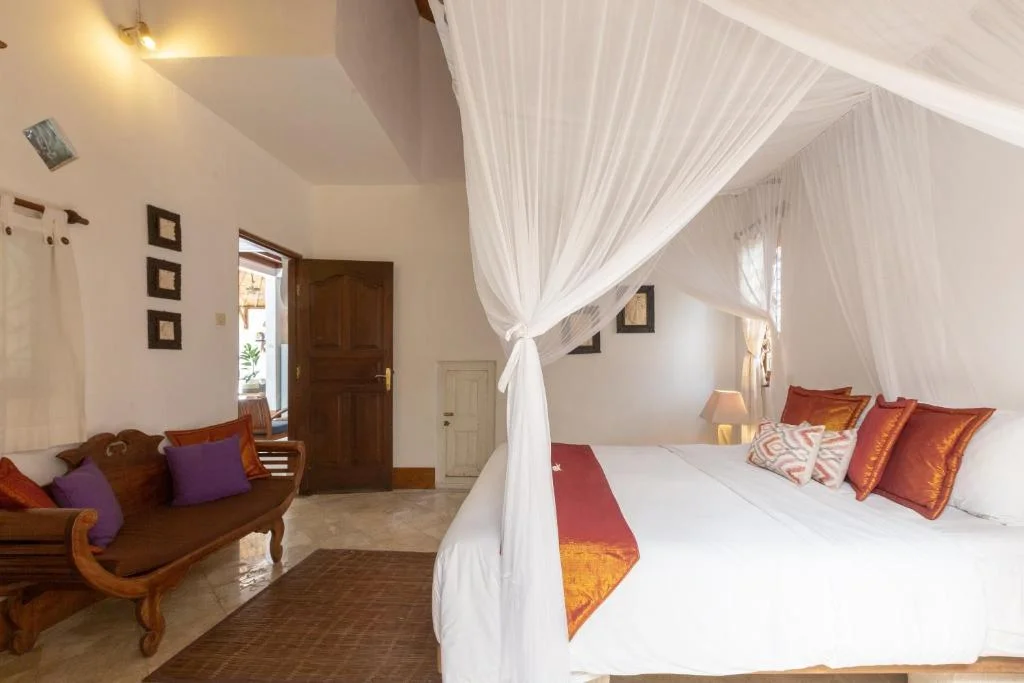 Tranquil 3-Bedroom Villa in Seminyak with Lush Garden & Private Pool – BVI45885 — image 16