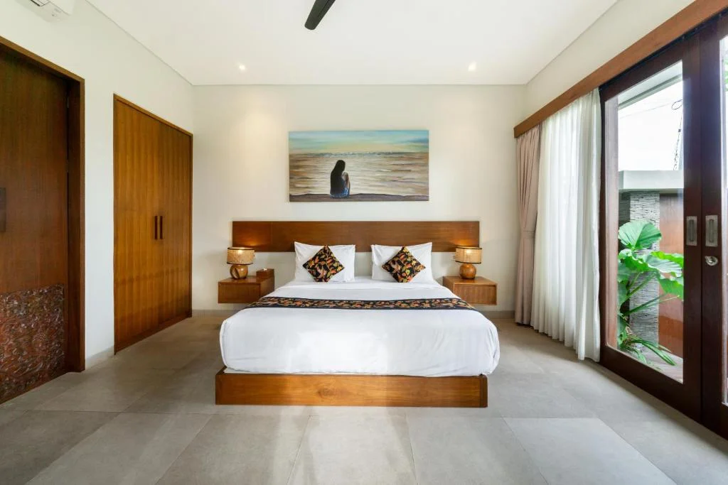 Stylish 3-Bedroom Villa in Canggu – Walk to the Beach & Trendy Cafes – BVI45928 — image 10