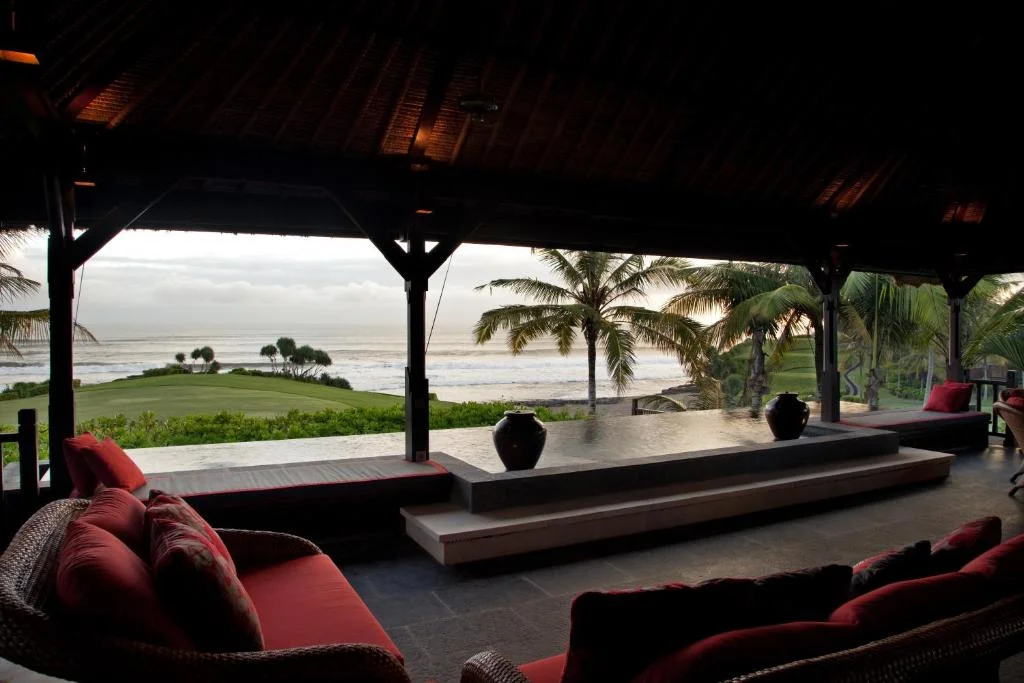 Oceanfront 5-Bedroom Luxury Villa with 2 Pools & Panoramic Sunset Views – Tanah Lot – BVI45957 — image 14