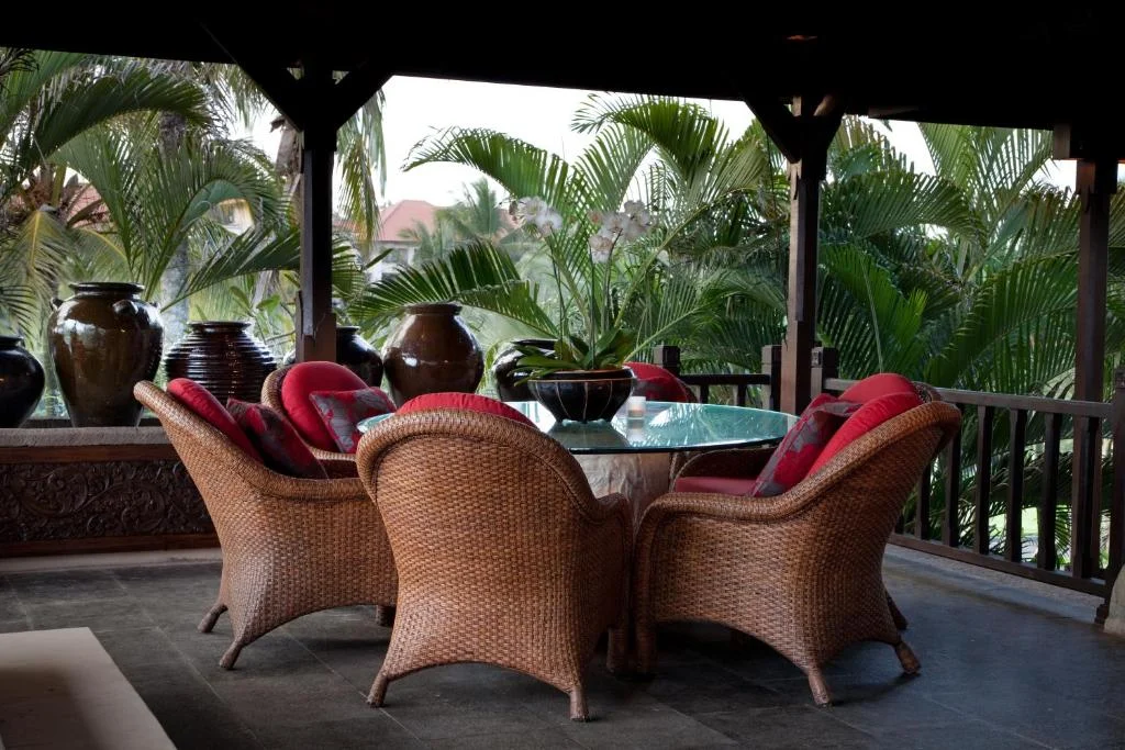 Oceanfront 5-Bedroom Luxury Villa with 2 Pools & Panoramic Sunset Views – Tanah Lot – BVI45957 — image 9
