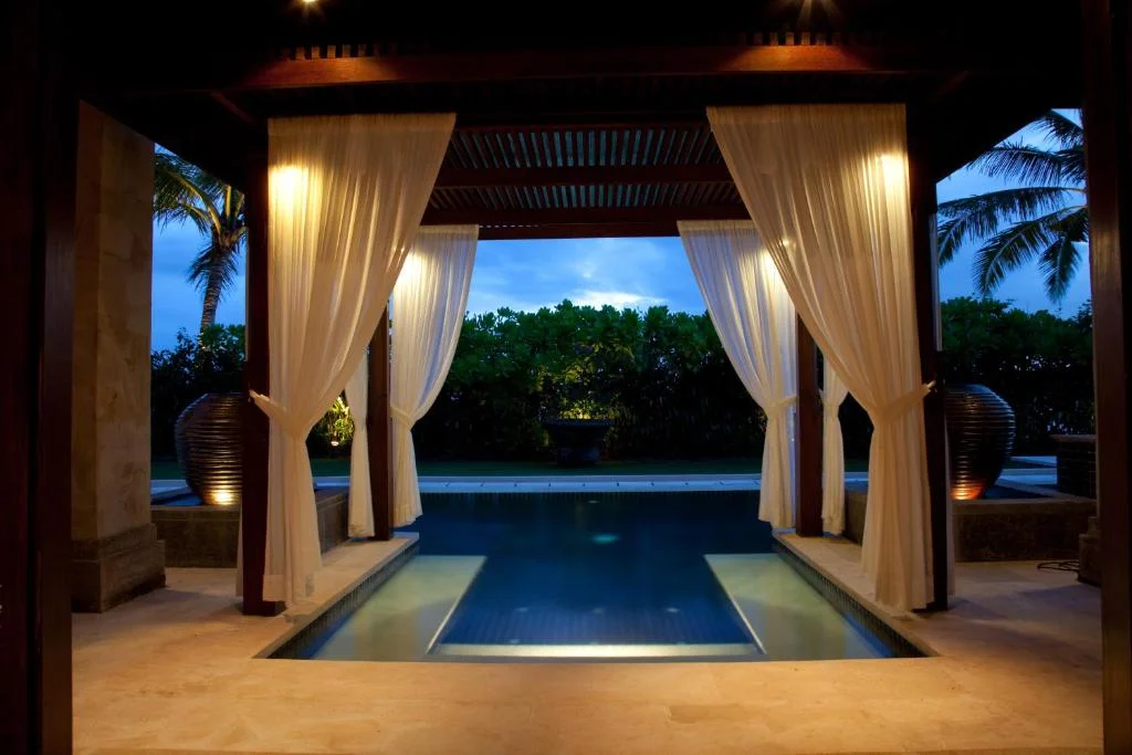 Oceanfront 5-Bedroom Luxury Villa with 2 Pools & Panoramic Sunset Views – Tanah Lot – BVI45957 — image 5