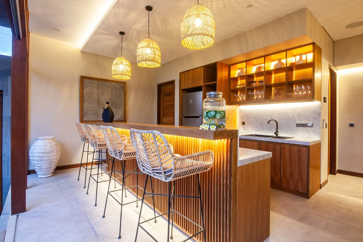 Stylish 6-Bedroom Villa in Canggu – Modern Comfort Meets Balinese Charm – BVI46023 — image 15