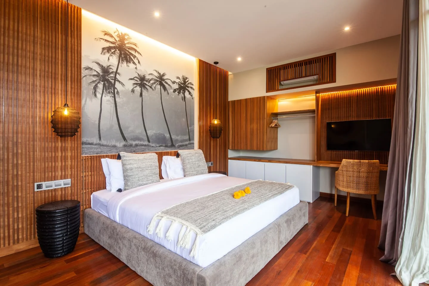 Stylish 6-Bedroom Villa in Canggu – Modern Comfort Meets Balinese Charm – BVI46023 — image 8