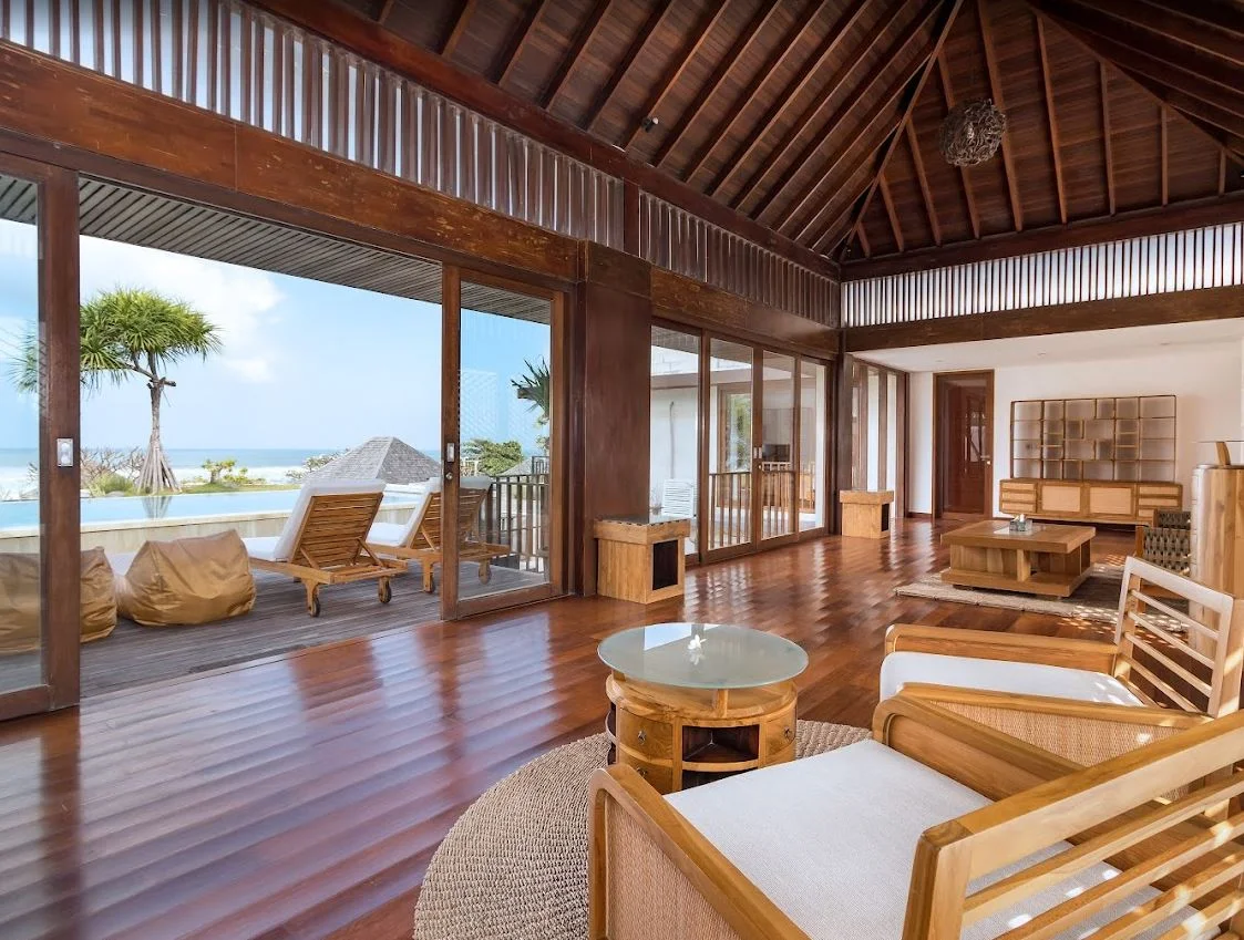 Stunning Beachfront 3-Bedroom Villa with Private Pool & Ocean Views – Batu Belig – BVI46355