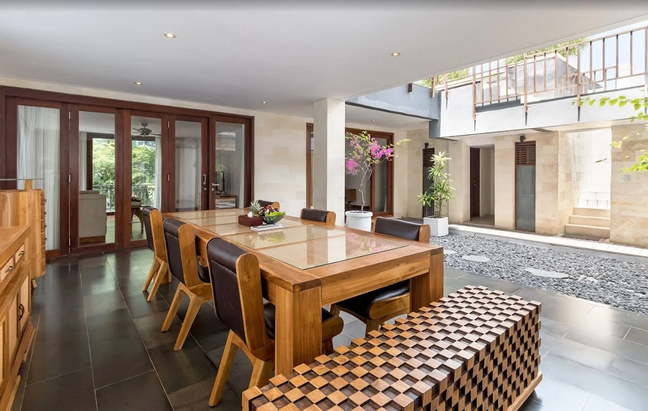 Stunning Beachfront 3-Bedroom Villa with Private Pool & Ocean Views – Batu Belig – BVI46355 — image 12