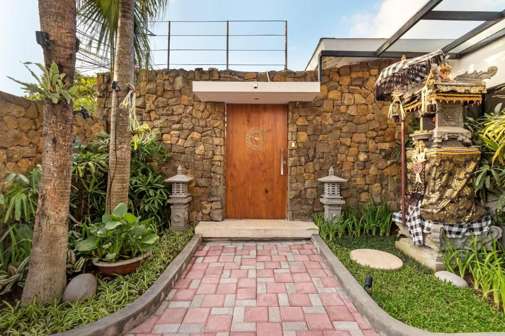 Stunning 7-Bedroom Luxury Villa in the Heart of Seminyak – Perfect for Families & Groups – BVI46402 — image 16