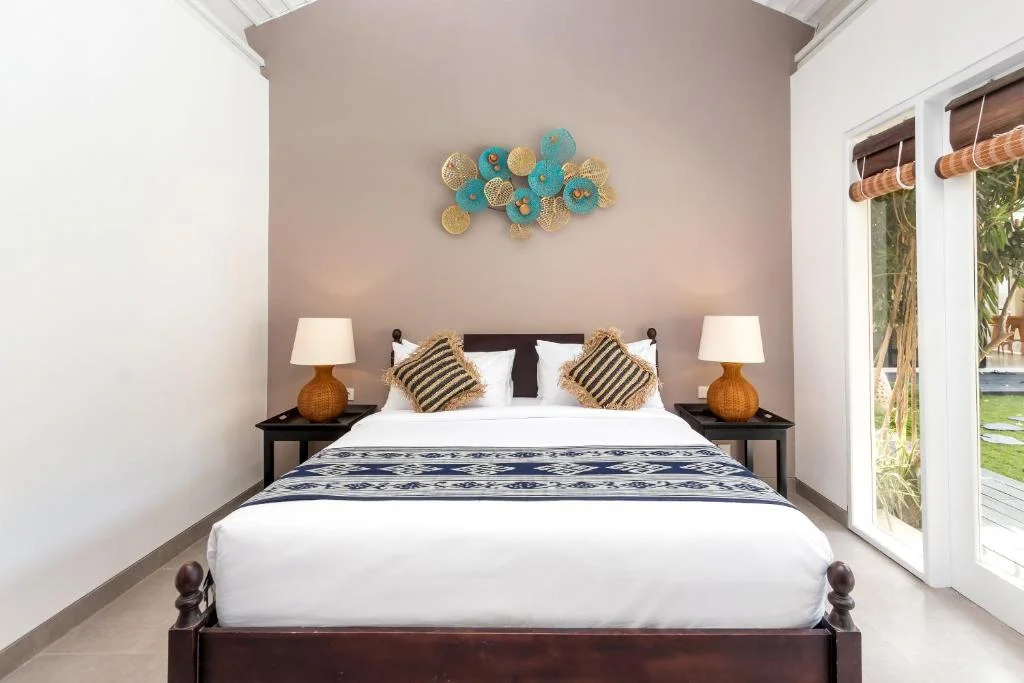Stunning 7-Bedroom Luxury Villa in the Heart of Seminyak – Perfect for Families & Groups – BVI46402 — image 11