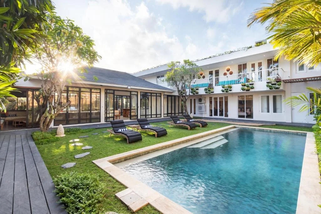 Stunning 7-Bedroom Luxury Villa in the Heart of Seminyak – Perfect for Families & Groups – BVI46402 — image 19