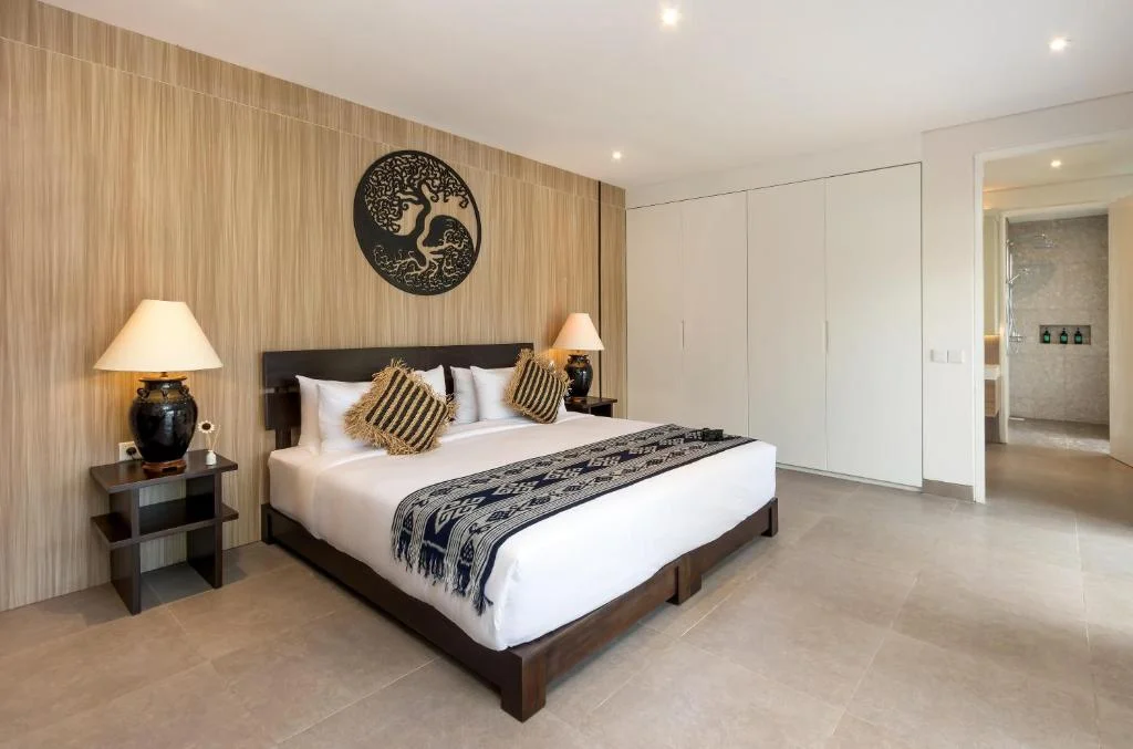 Stunning 7-Bedroom Luxury Villa in the Heart of Seminyak – Perfect for Families & Groups – BVI46402 — image 17