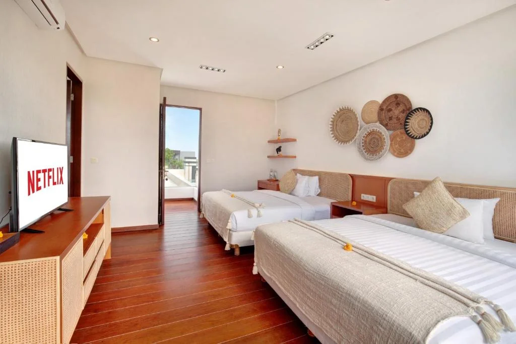 Stylish 4-5 Bedroom Villa with Private Pool in Canggu | Perfect for Families & Special Events – BVI46500 — image 18