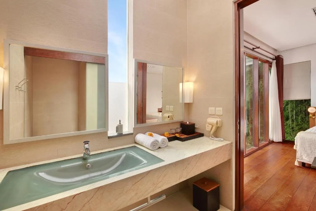 Stylish 4-5 Bedroom Villa with Private Pool in Canggu | Perfect for Families & Special Events – BVI46500 — image 17