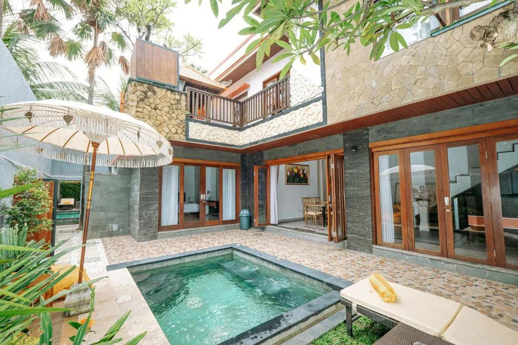 3-Bedroom Private Villa in Saba, Gianyar – Steps from the Black Sand Beach — image 4