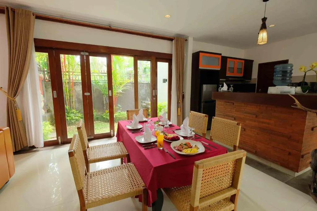 3-Bedroom Private Villa in Saba, Gianyar – Steps from the Black Sand Beach — image 5