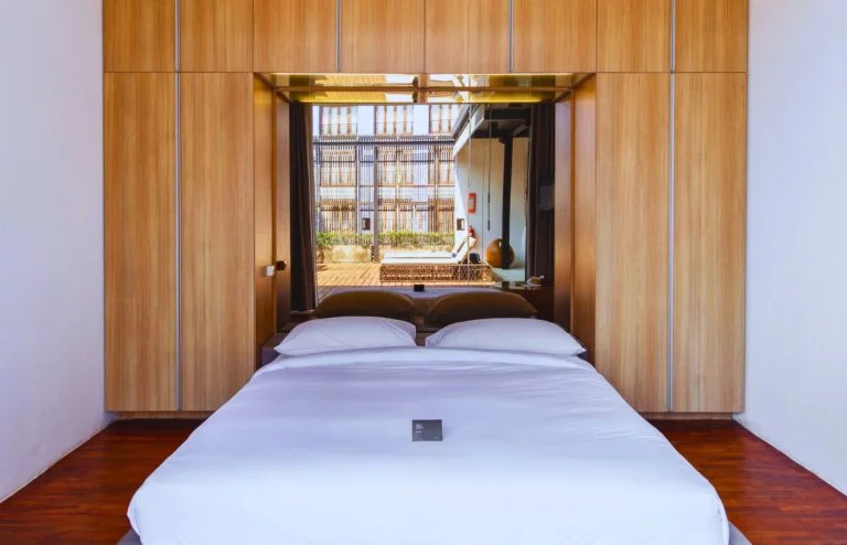 Chic 3-Bedroom Rooftop Apartment with Private Pool in Central Seminyak — image 6