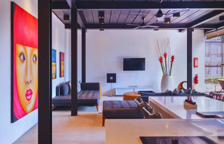 Chic 3-Bedroom Rooftop Apartment with Private Pool in Central Seminyak — image 3