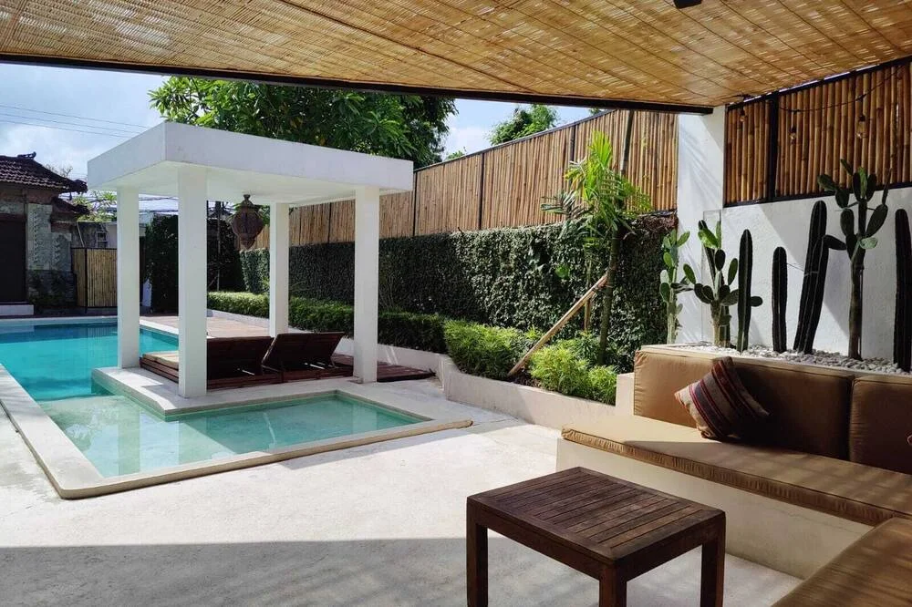 Stylish 4-Bedroom Designer Villa in the Heart of Batu Bolong, Canggu — image 19
