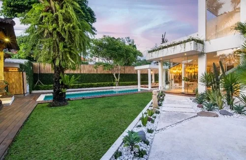 Stylish 4-Bedroom Designer Villa in the Heart of Batu Bolong, Canggu — image 10