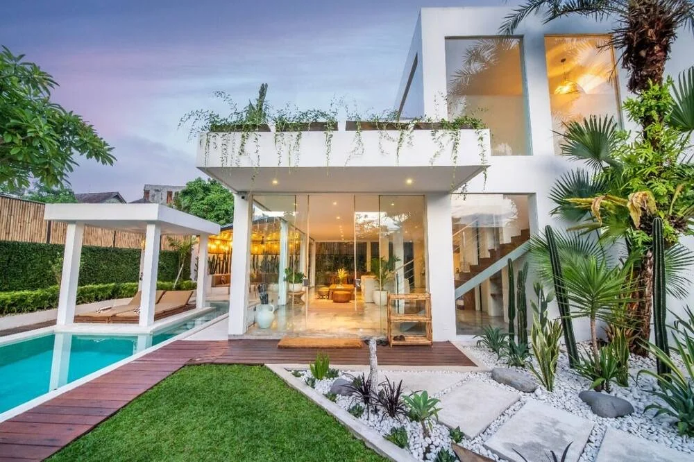 Stylish 4-Bedroom Designer Villa in the Heart of Batu Bolong, Canggu — image 6