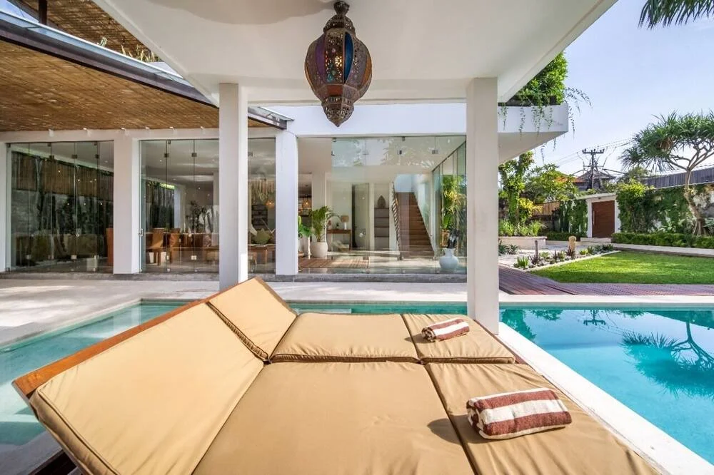 Stylish 4-Bedroom Designer Villa in the Heart of Batu Bolong, Canggu — image 4