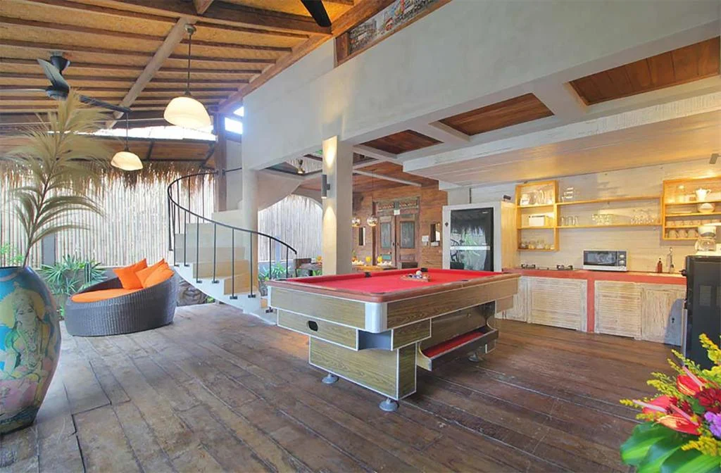 Stylish 2-Bedroom Private Villa in the Heart of Canggu, Just 800m to the Beach — image 16