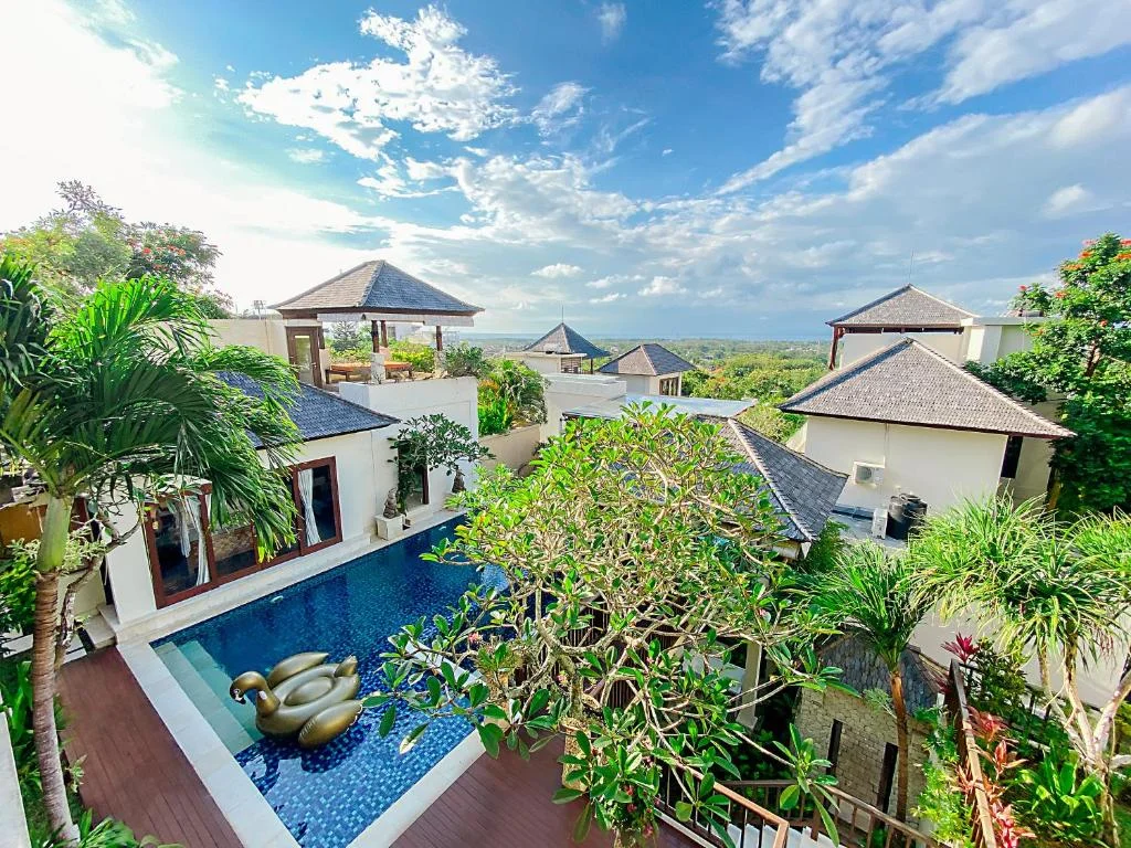 Villa Uluwatu BVI48640: Traditional Balinese 4-Bedroom Villa with Modern Touches — image 4